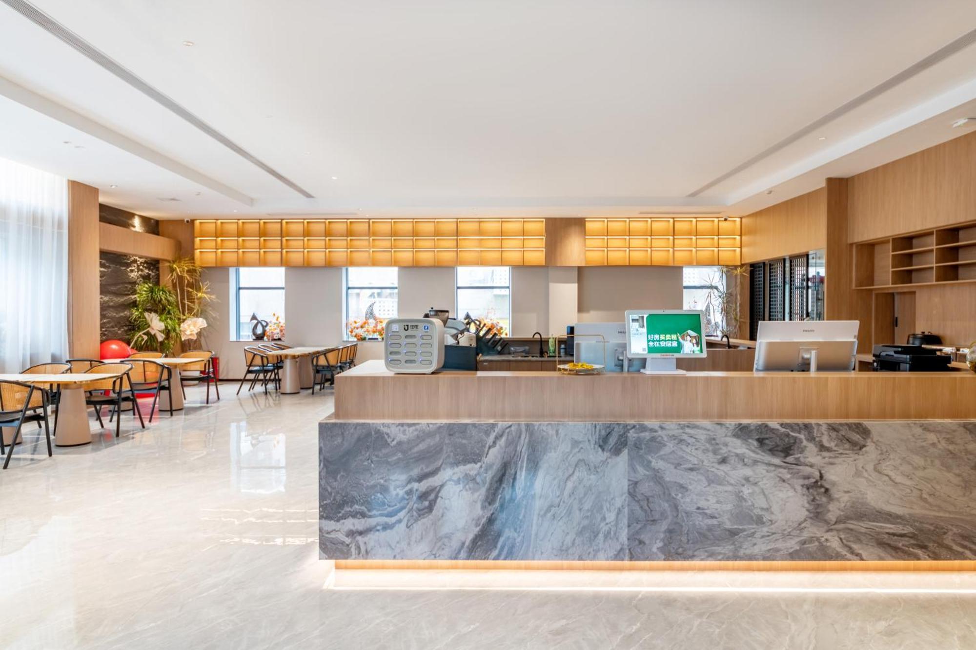 Luyue Hotel Movie Hotel Huaqiangbei Convention And Exhibition Center Branch Shenzhen Luaran gambar