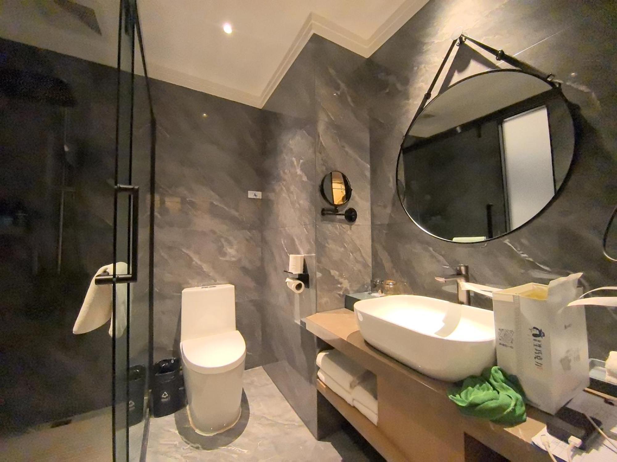 Luyue Hotel Movie Hotel Huaqiangbei Convention And Exhibition Center Branch Shenzhen Luaran gambar